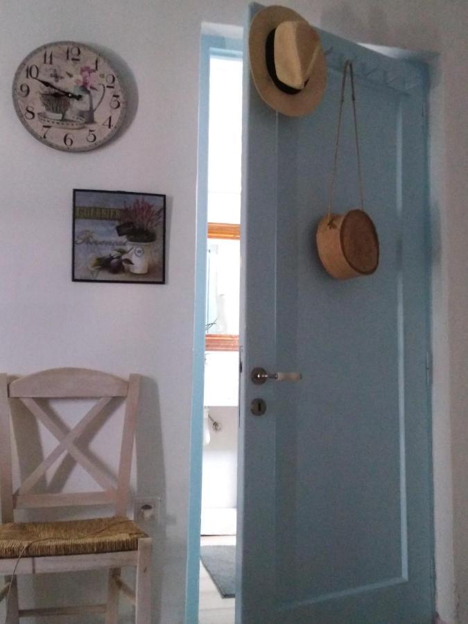 "Sea Front" Rose'S House Villa Kardhianí Eksteriør billede